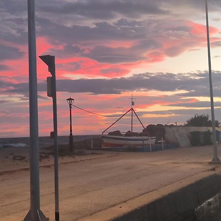 Delimaras Studios Néa Skióni Eksteriør bilde